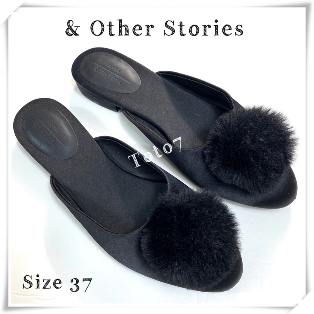 & Other Stories Pom Pom Slip ons Round toe Flats Mule Slide Sandals Black Size 6